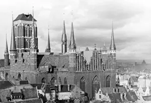 1502: View of the Church of St. Mary, 1939