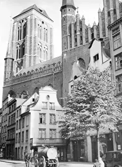 1502: View of the Church of St. Mary, 1939