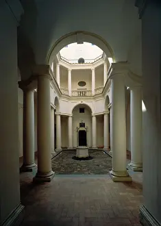 Fontane: View of the cloister of