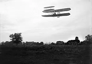 Dayton: Front view of flight 41, Orville flying to the left at a hei