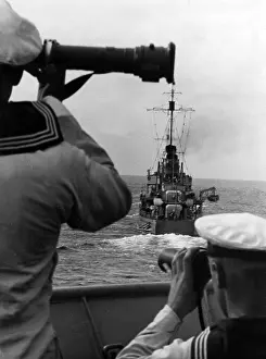 Maneuvering: View of a German destroyer, 1939