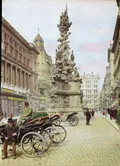 Fiaker: View to the Graben and the plague column
