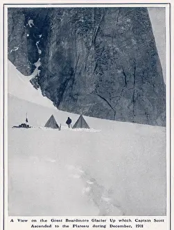 Beardmore: A View up the Great Beardmore Glacier