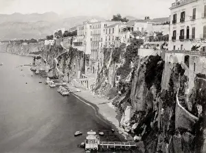 Sorrento: View of hotels along the cliffs at Sorrento, Italy