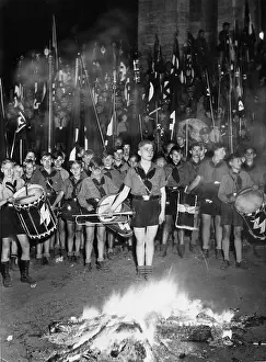 Goerlitzer: View on the Jungvolk band and the flag secondment during a f