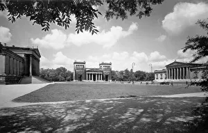 Antiques: View of the Koenigsplatz in Munich, 1930