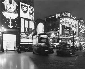 Wrigley: View of the lights at Piccadilly Circus, London