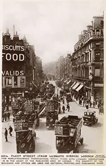 Omnibuses: View looking down Fleet Street, London