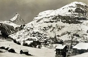 Cervin: View of Matterhorn, Zermatt, Switzerland, snow-covered scene