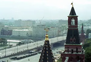 Kremlins: View of Moskva river and Moskvoretsky bridge, 1987