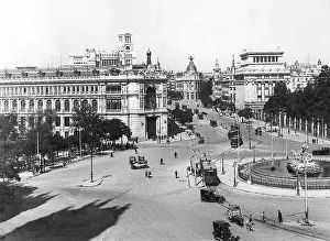 Calle: View of the Plaza de Castelar, Madrid, Spain
