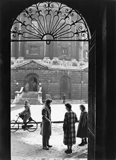 Oxbridge: View of the Radcliffe Camera, Oxford