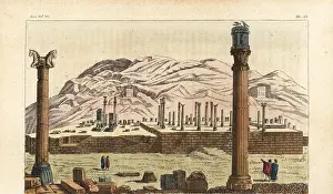 Minar: View of the ruins of Persepolis or Chehel Minar