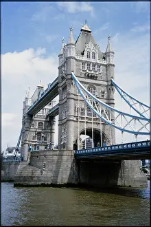 Bascule: A view from the south-west of Tower Bridge