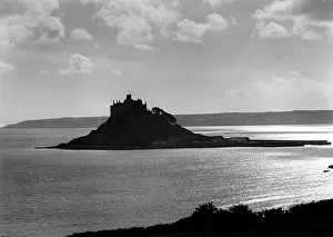 Marazion: View of St Michael's Mount, Cornwall