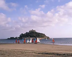 Marazion: View of St Michael's Mount, Cornwall