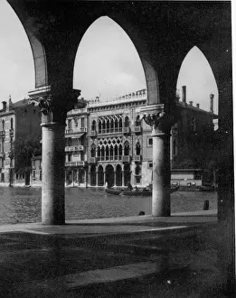 Vanessa Wagstaff: View of Venice through arches