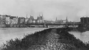 Weser: View over the Weser River towards Bremen, Germany