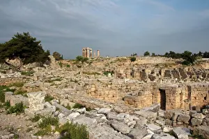 Peloppenese: Views Of The Archaeological Sites Of Corinth