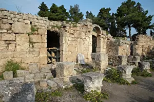 Peloppenese: Views Of The Archaeological Sites Of Corinth