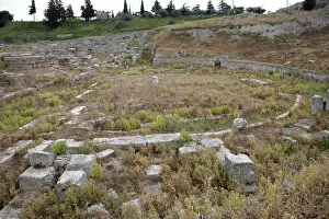 Peloppenese: Views Of The Archaeological Sites Of Corinth