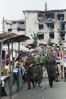 Buyers: Views of Grozny