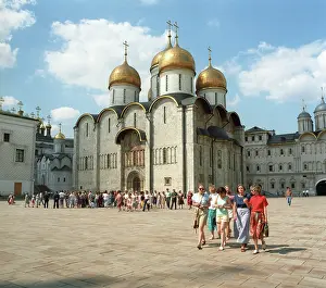 Dormition: Views of Moscow, 1990