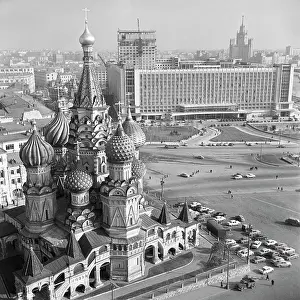 Spasskaya: Views of Moscow