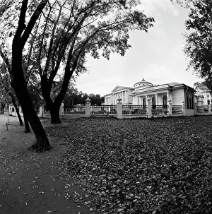 Serf: Views of Moscow