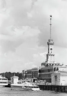 Terminal: Views of Moscow