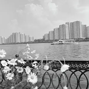 Embankment: Views of Moscow