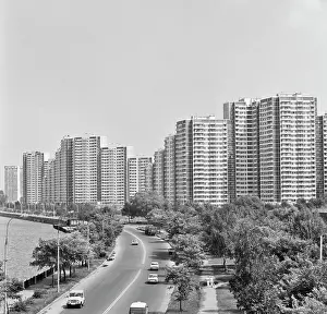 Embankment: Views of Moscow