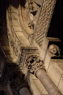 Travertine: views of Paris, France