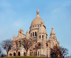 Travertine: views of Paris, France