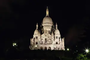 Travertine: views of Paris, France