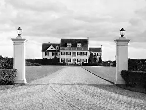 Millionaire: Villa on Long Iceland, 1930