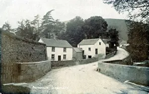 Llangollen: The Village