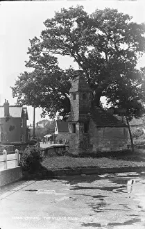 Lindfield: The Village Cage