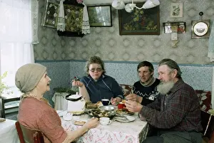 Tamara: Village life