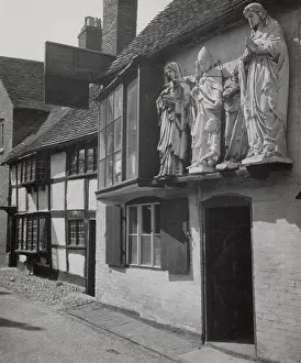 Carvers: VILLAGE SCULPTURE SHOP