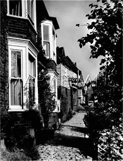 Valence: VILLAGE STREET, KENT