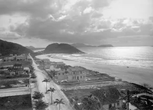 Villas: Villas in Guaruja, 1931