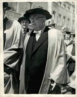 Auriol: Vincent Auriol in Oxford degree presentation procession