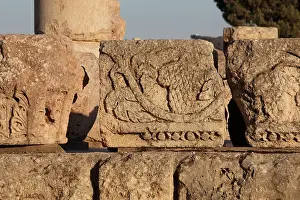 Decapolis: Vine leaf carvings, Jerash, Jordan