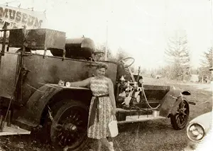Automobilia: Vintage car