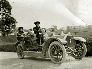 Identification: Vintage Car (awaiting identification)