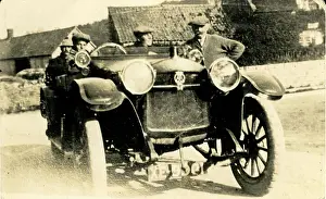 Identification: Vintage Car (awaiting identification - possibly a Hupmobile)