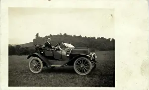 Identification: Vintage Car (awaiting identification), USA