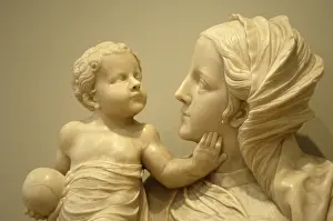 Bigarny: Detail of the Virgin and child. Sculpture by Felipe