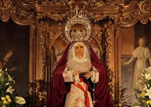 Andaluz: Virgin Mary statue, Cathedral of the Incarnation